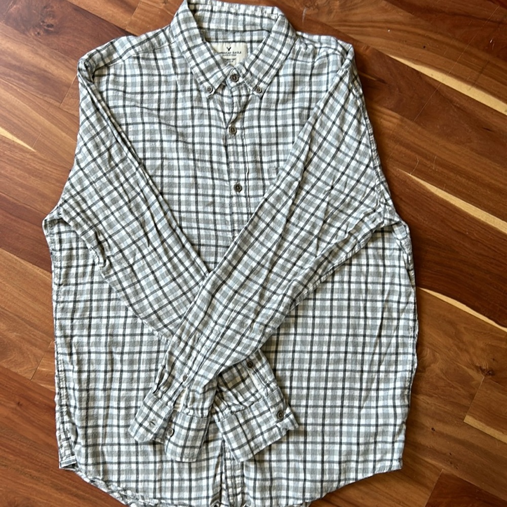 American Eagle seriously soft, classic fit flannel